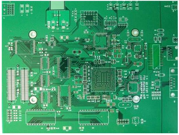 PCB多層線(xiàn)路板內(nèi)層線(xiàn)路的制作知識(shí)介紹